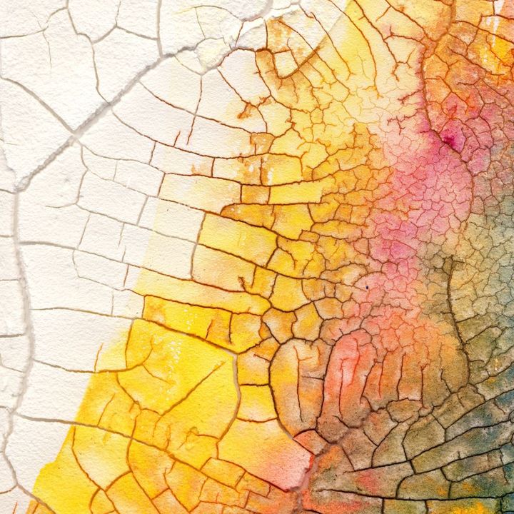 g2235576-g2235575-golden-crackle-paste-application__preview